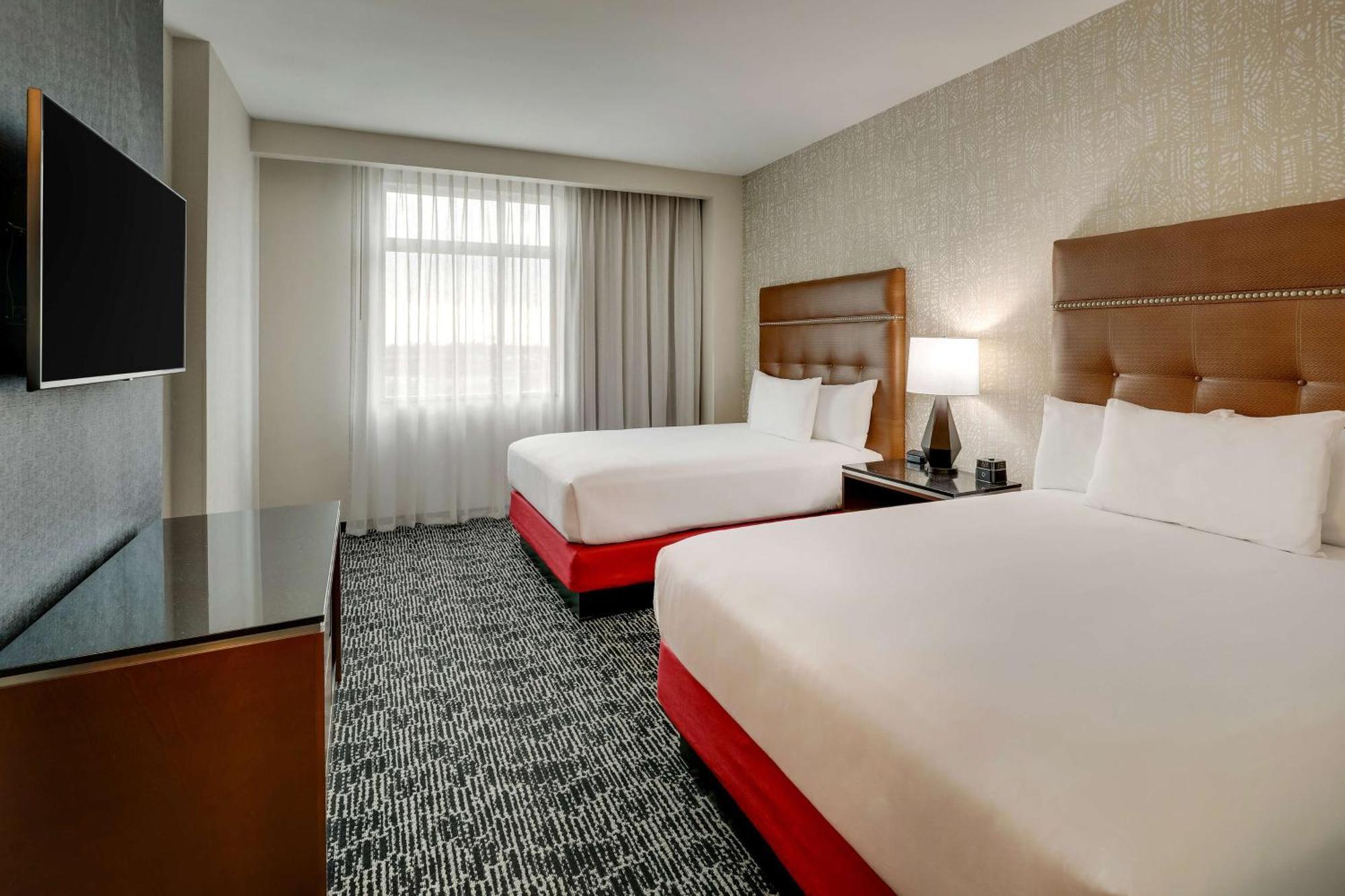 Drury Plaza Hotel Cincinnati Florence Exteriör bild