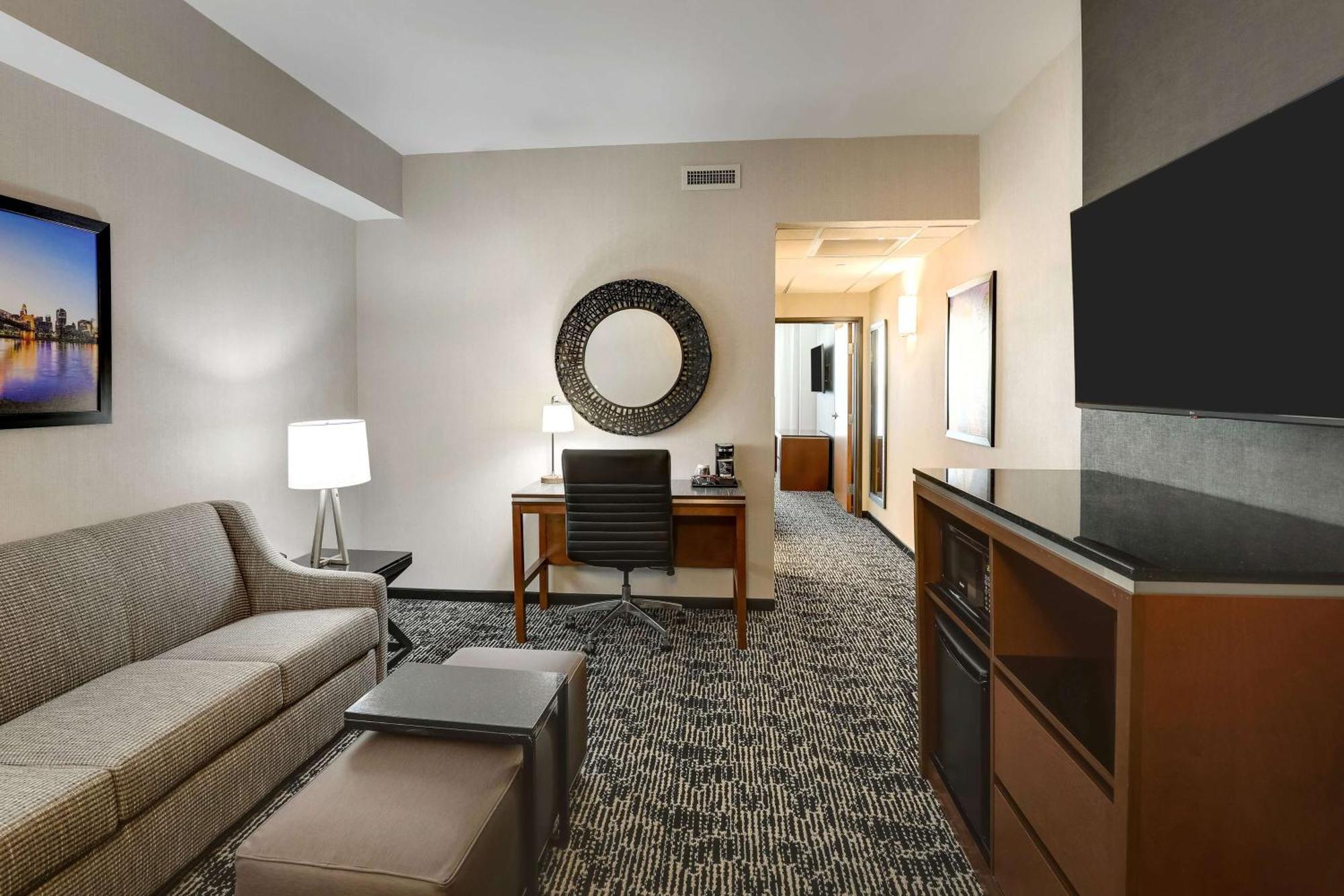 Drury Plaza Hotel Cincinnati Florence Exteriör bild